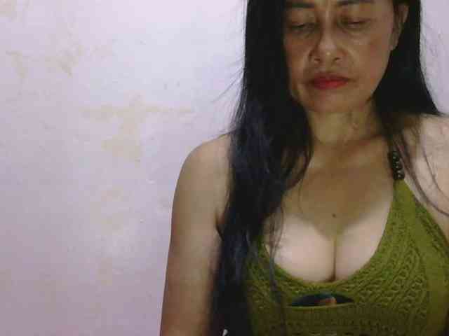 Pretty09 webcam