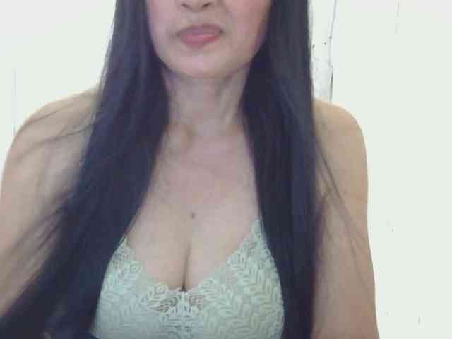 Pretty09 webcam