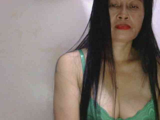 Pretty09 webcam