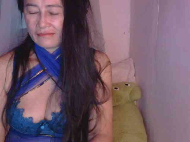 Pretty09 webcam