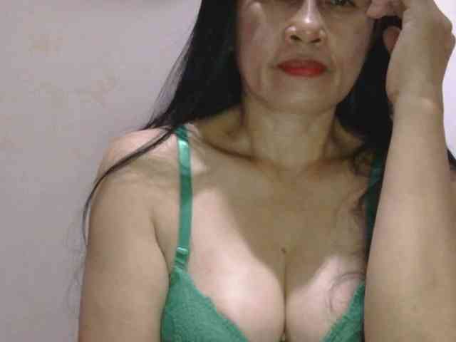 Pretty09 webcam