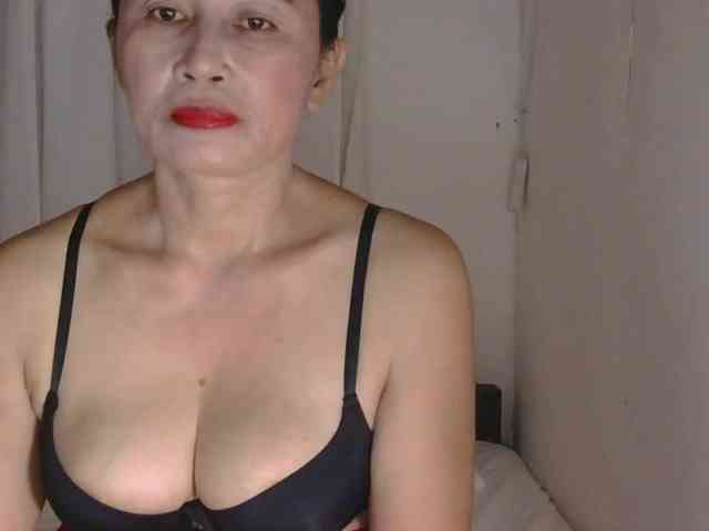 Pretty09 webcam
