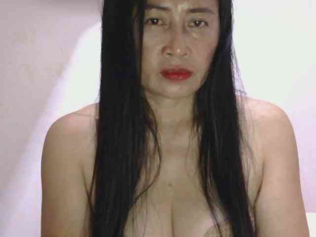 Pretty09 webcam