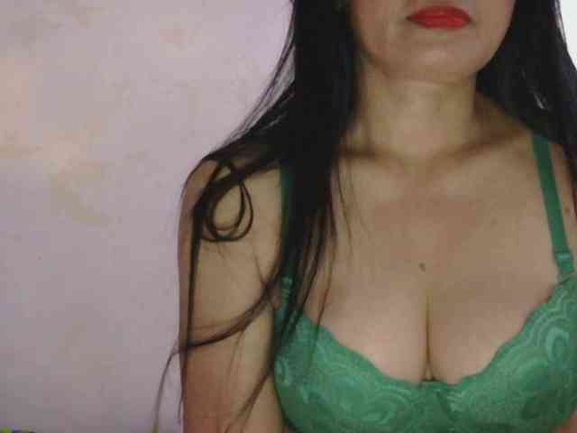Pretty09 webcam