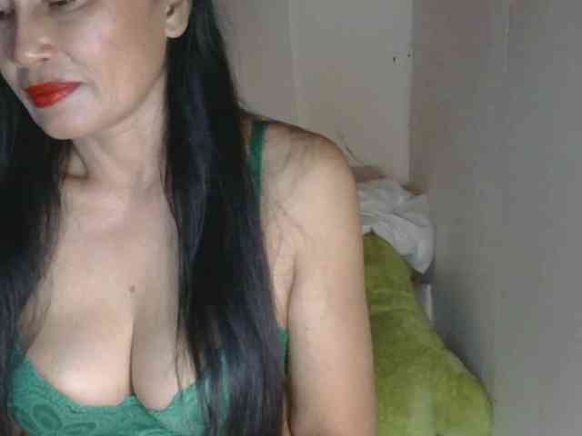 Pretty09 webcam