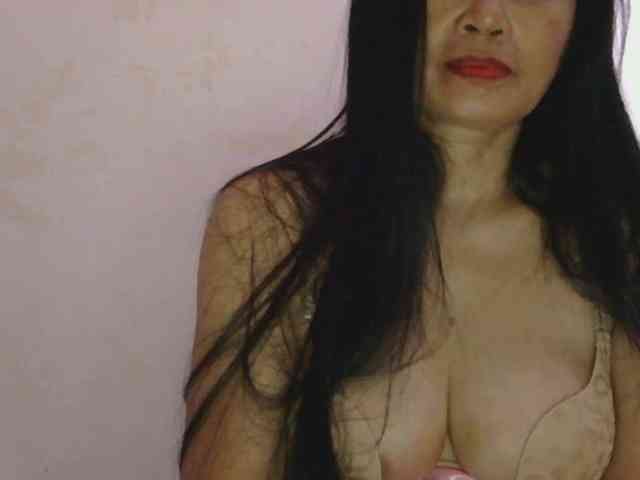 Pretty09 webcam