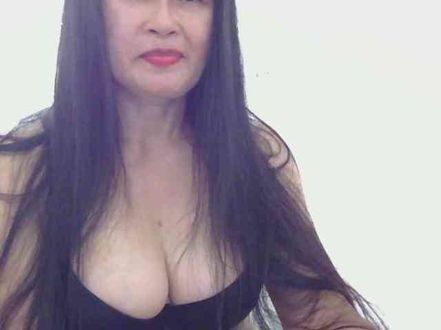Pretty09 webcam