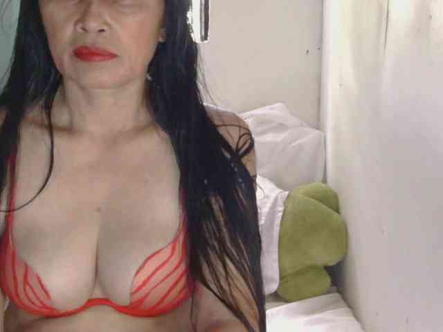 Pretty09 webcam