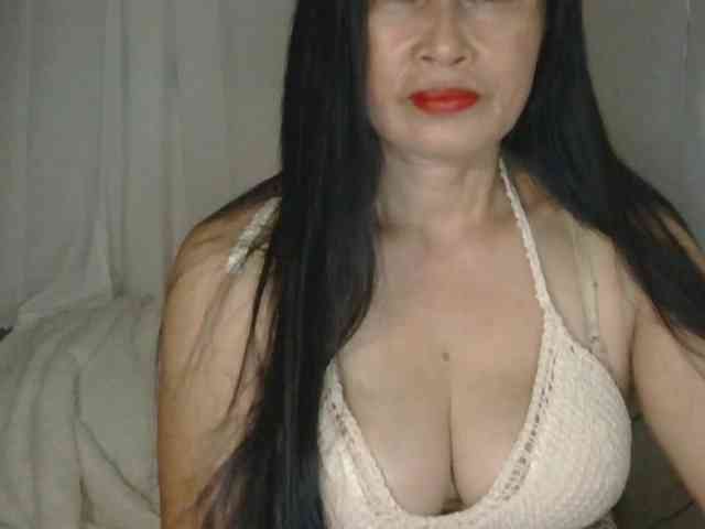 Pretty09 webcam