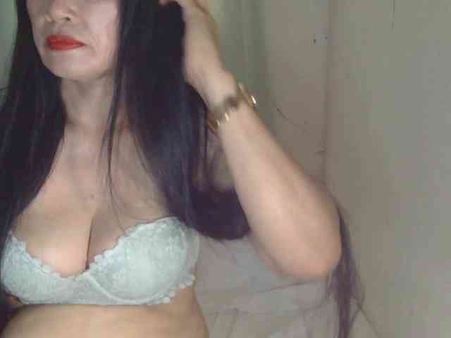 Pretty09 webcam