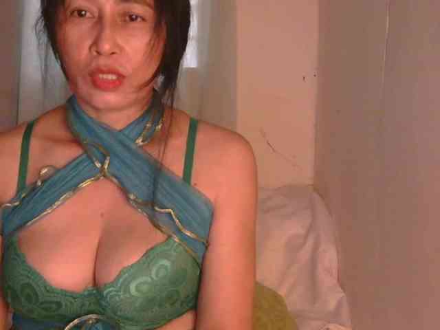 Pretty09 webcam