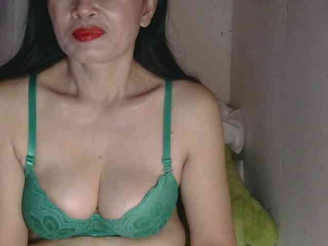 Pretty09 webcam