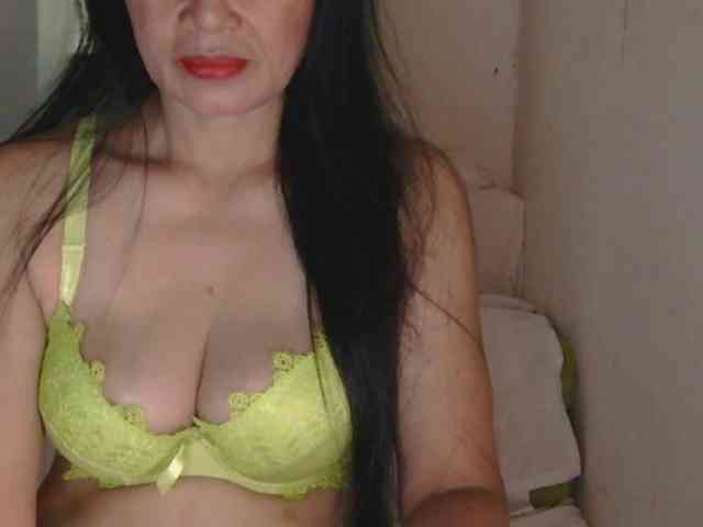 Pretty09 webcam