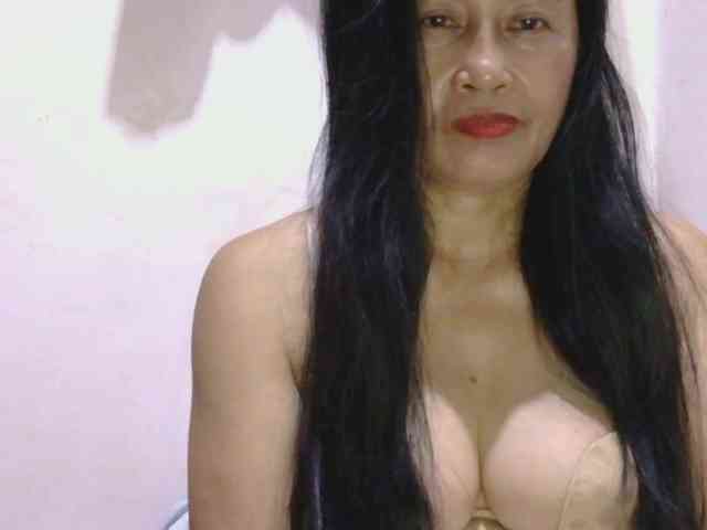 Pretty09 webcam