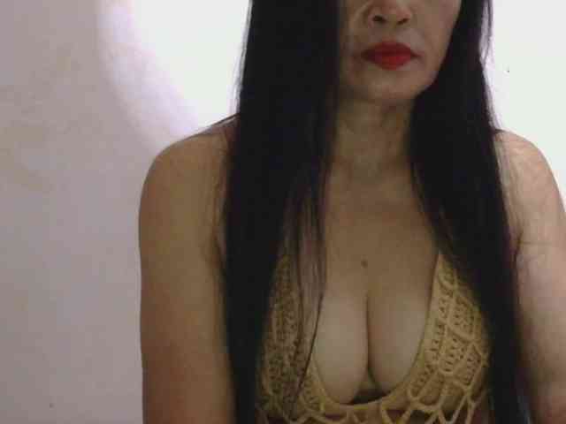 Pretty09 webcam