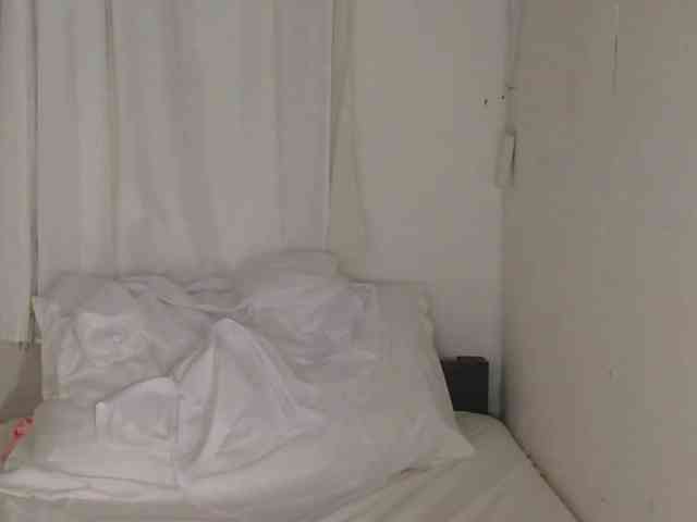 Pretty09 webcam