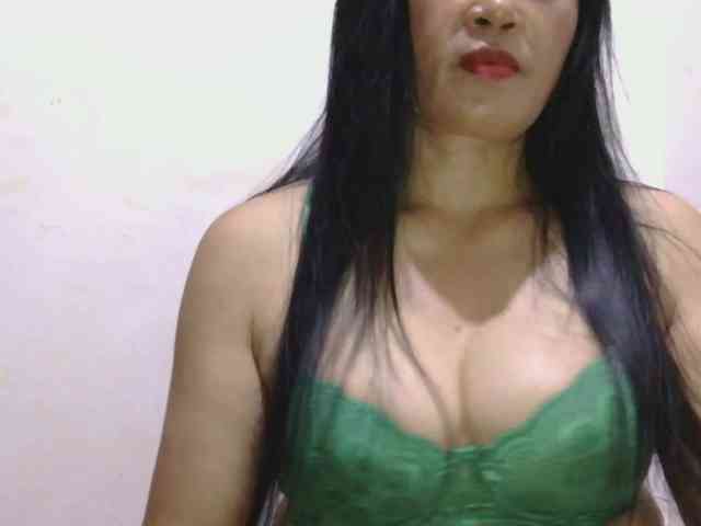 Pretty09 webcam