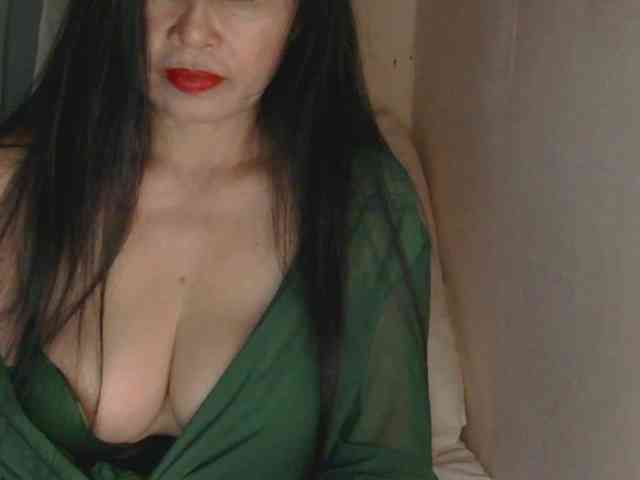 Pretty09 webcam