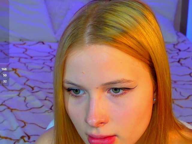 Brietdget live cam on BongaCams