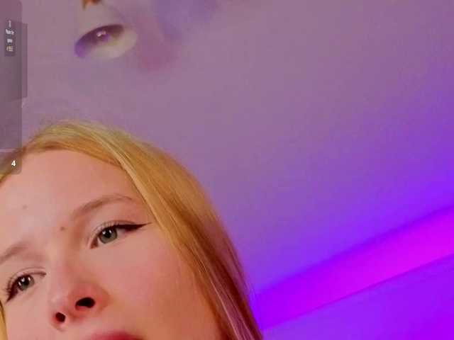 Brietdget live cam on BongaCams