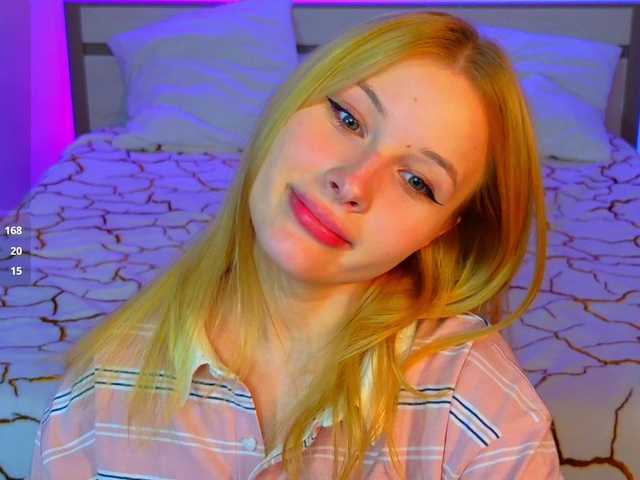Brietdget live cam on BongaCams