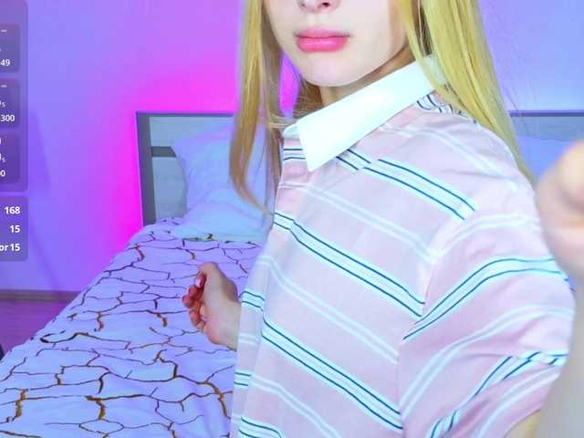 Brietdget live cam on BongaCams