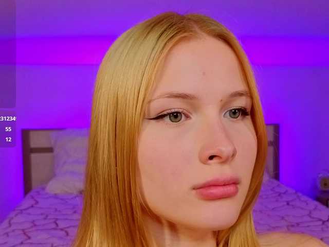 Brietdget live cam on BongaCams