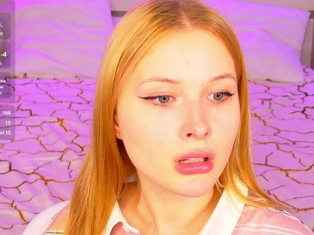 Brietdget live cam on BongaCams