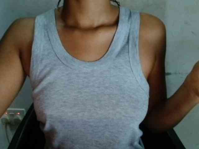Creamyjuice webcam