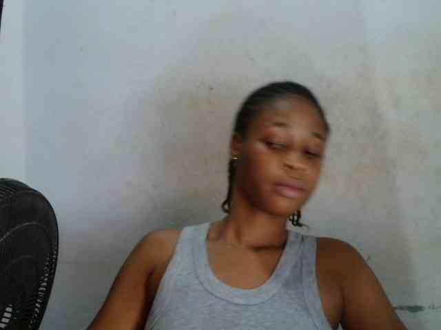 Creamyjuice webcam