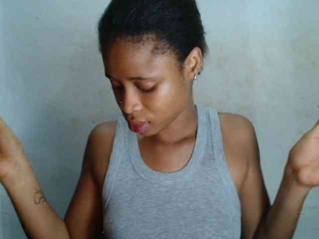 Creamyjuice webcam