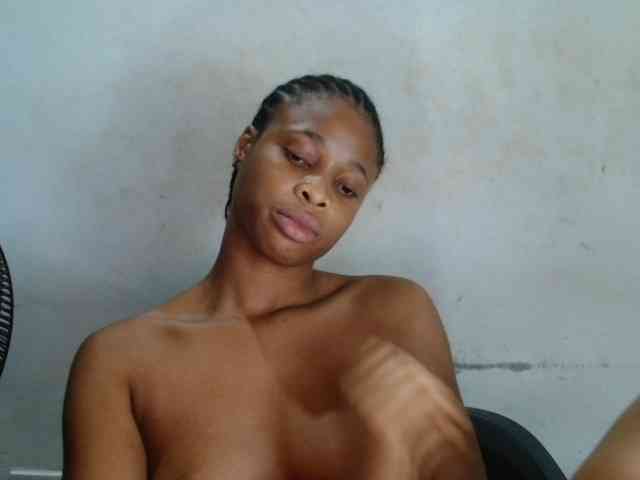 Creamyjuice webcam