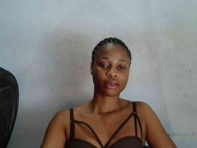 Creamyjuice webcam