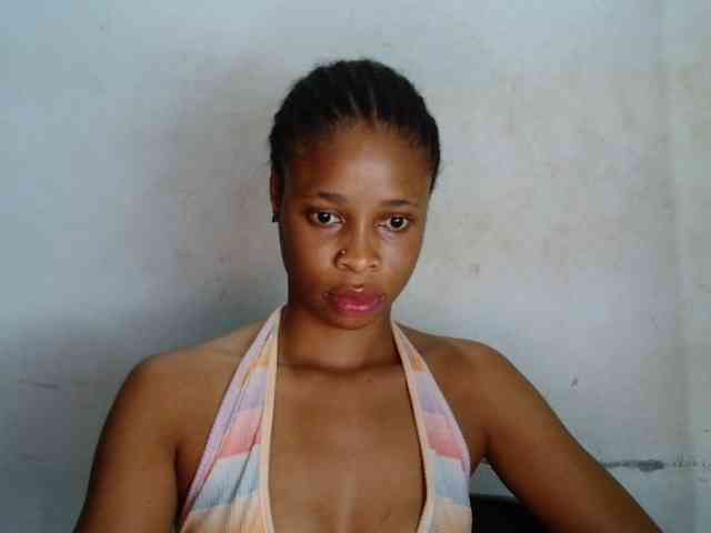 Creamyjuice webcam