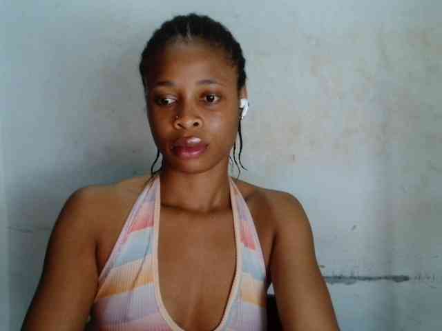 Creamyjuice webcam