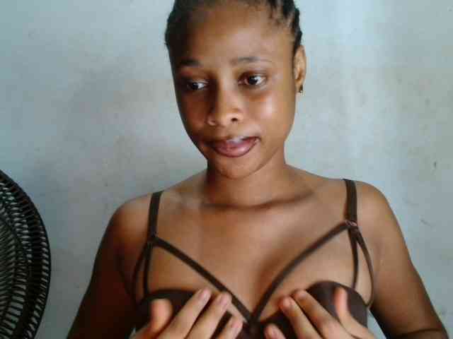 Creamyjuice webcam