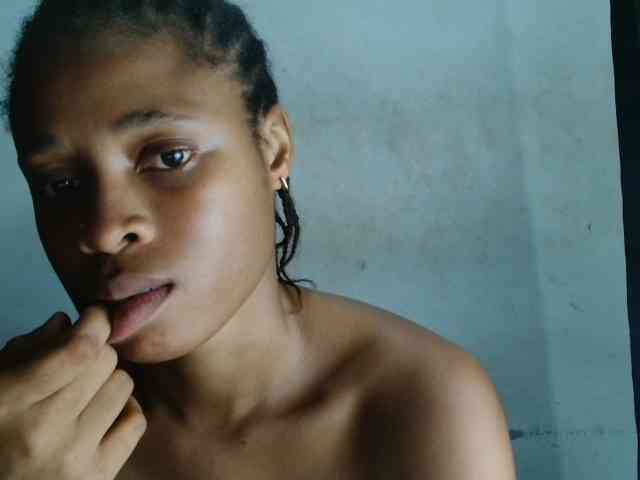Creamyjuice webcam