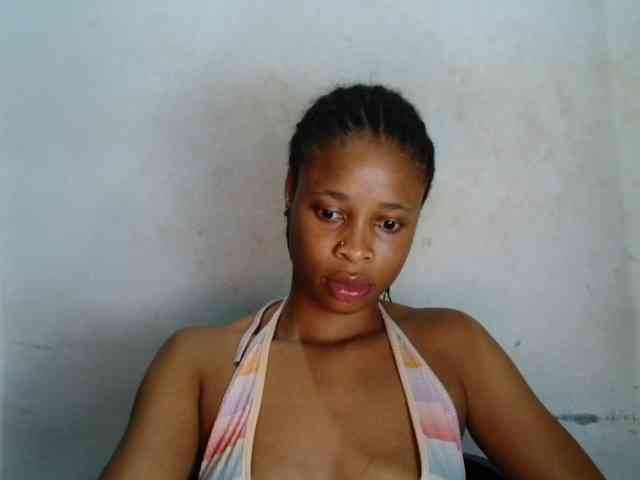 Creamyjuice webcam