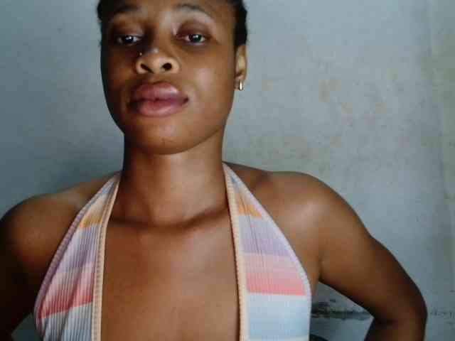 Creamyjuice webcam