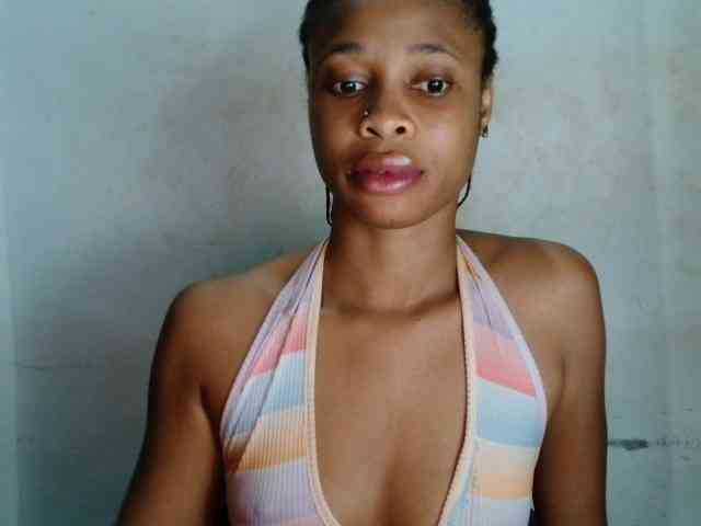 Creamyjuice webcam