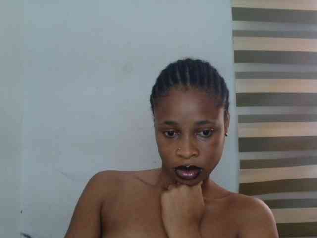 Model: Creamyjuice
