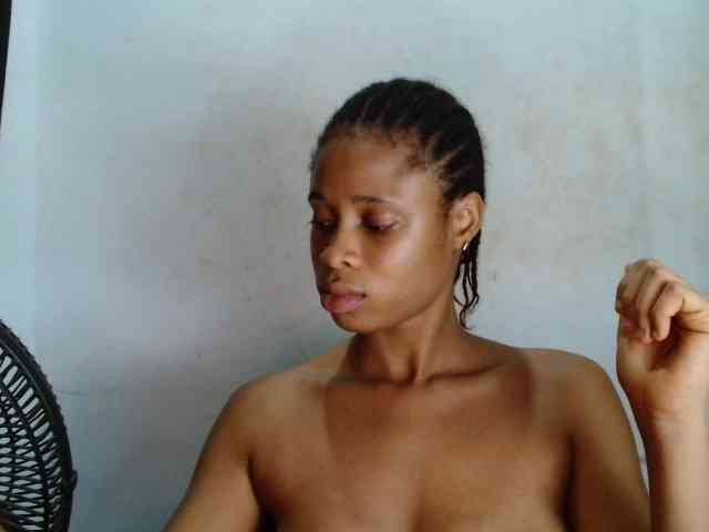 Creamyjuice webcam