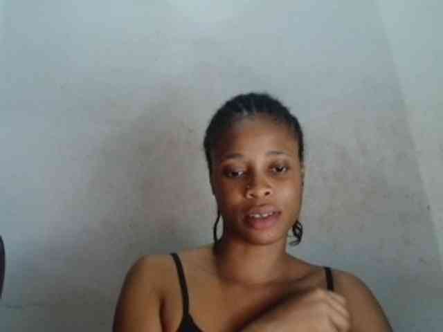 Creamyjuice webcam