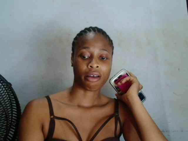 Creamyjuice webcam
