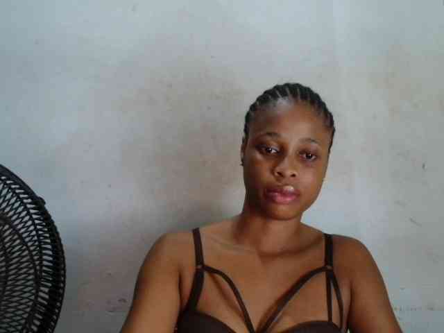 Creamyjuice webcam