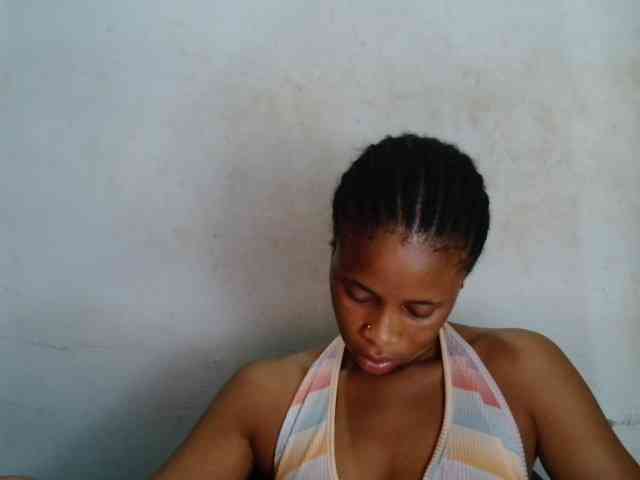 Creamyjuice webcam