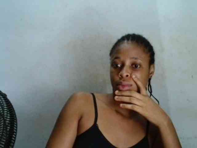 Creamyjuice webcam