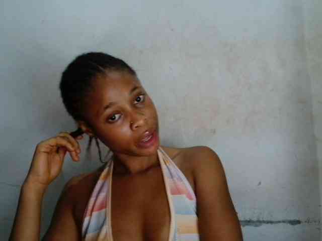 Creamyjuice webcam