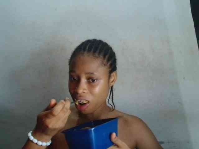 Creamyjuice webcam