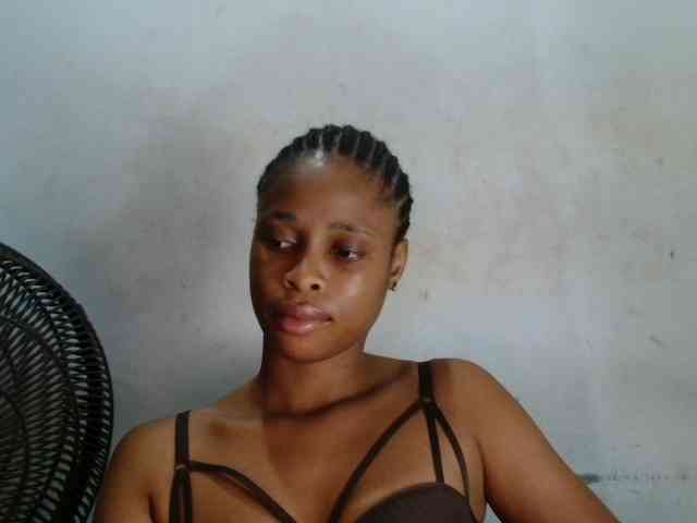 Creamyjuice webcam